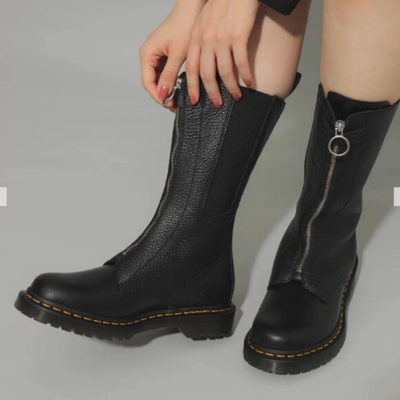 DR. MARTENS 1B99 FRONT ZIP MID CALF LEATHER BOOTS MSRP$270 Comfy & Stylish - Picture 1 of 16